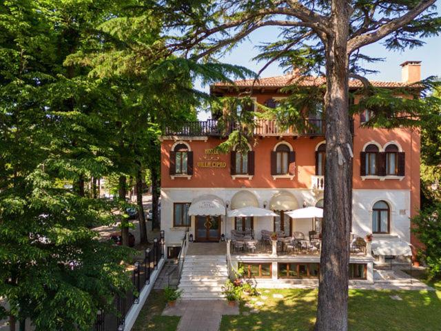 Hotel Cipro