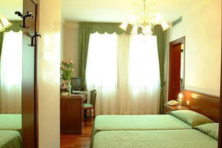 Cipro Hotel 3*
